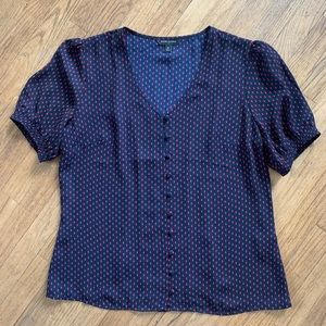 EUC Beautiful Banana Republic Factory navy and red size medium blouse